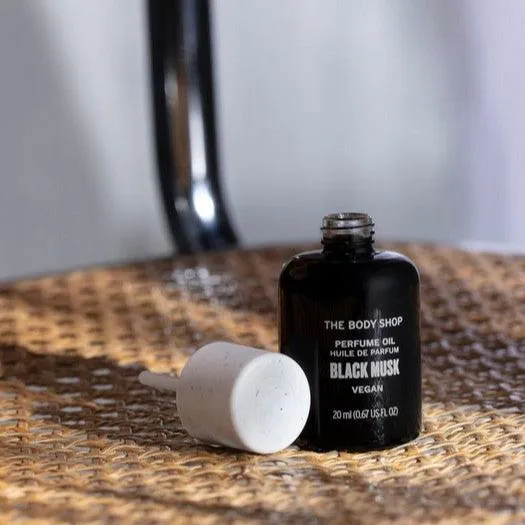 Black Musk Perfume Oil The Body Shop
